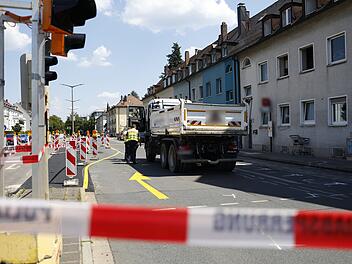 N&uuml;rnberg: Jugendlicher (14) stirbt bei Unfall - Sperrung auf Nordring