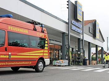 Im E-Center hat die Brandmeldeanlage automatisch Alarm ausgelöst.  Foto: Dominic Buckreus