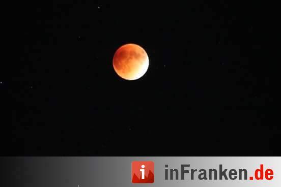 Leserfotos: Blutmond über Franken