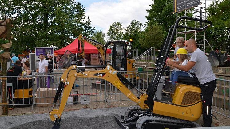 Es muss nicht immer gleich ein Monsterbagger sein. Foto: Andrea Spörlein
