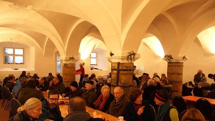 Weihnachtsmarkt im Schloss Freienfels Foto: Joseph Beck
