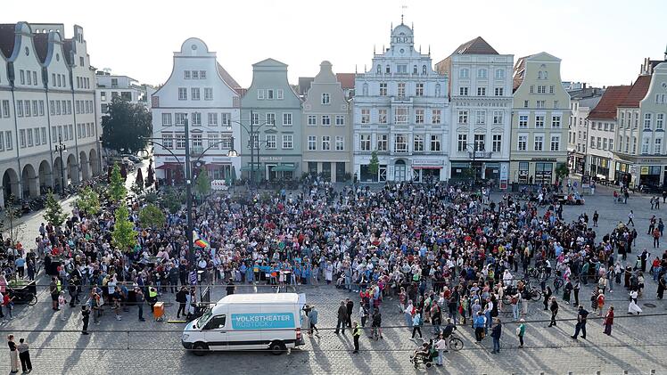 Aktion &laquo;Daf&uuml;r! Gemeinsames Singen f&uuml;r Demokratie&raquo;