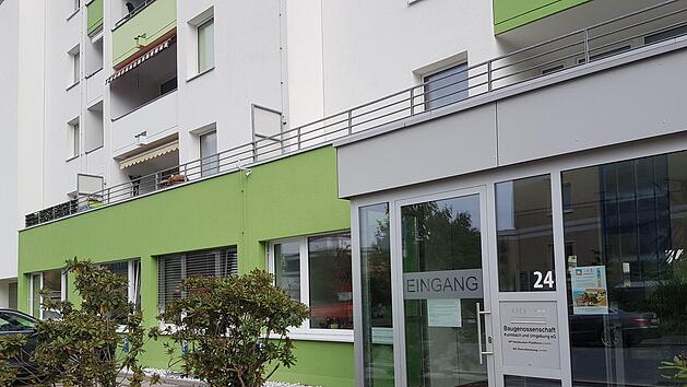 Der Eingangsbereich der Baugenossenschaft  Kulmbach und Umgebung. Hinter diesen Türen wird möglicherweise die Macht neu verteilt. Foto: Archiv/Alexander Hartmann