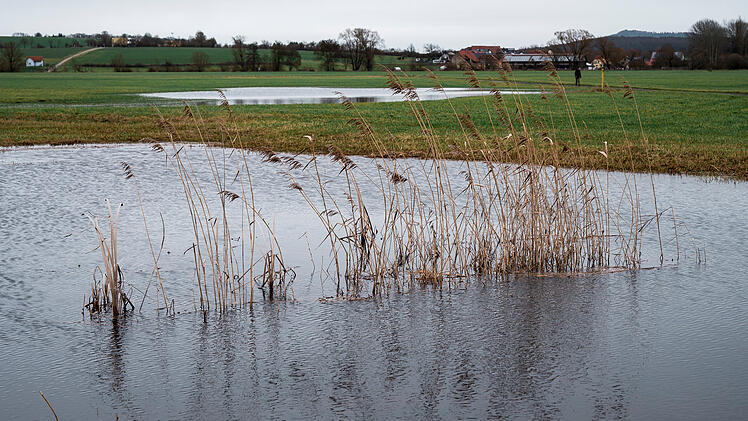 Landkreis Bamberg: Hochwasserwarnung wegen "ergiebiger Niederschläge" - Pegelstände steigen