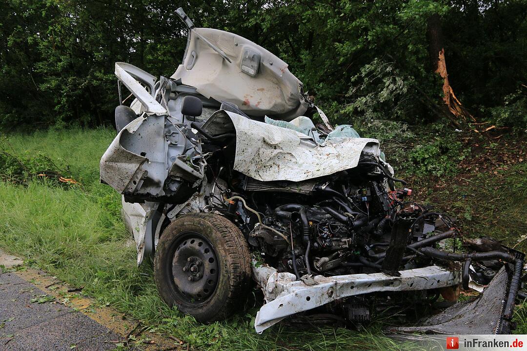Schwerer Unfall auf A3 zwischen Geiselwind und Schlüsselfeld