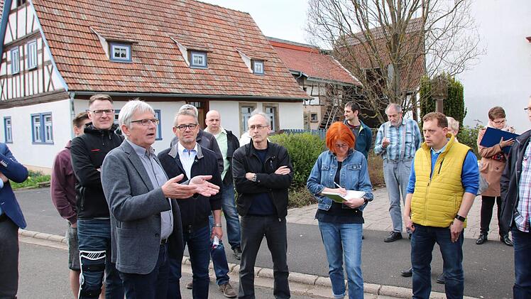 Eindrücke vom Stadt-Spaziergang durch Arnshausen. Foto: Ralf Ruppert