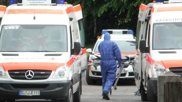 Vor zwei Jahren gab es in Kronach wegen einer Virus-Erkrankung einen Einsatz des Katastrophenschutzes. Einheiten aus ganz Franken und aus Thüringen wurden damals zusammengezogen.  Foto: Archiv/Marco Meißner