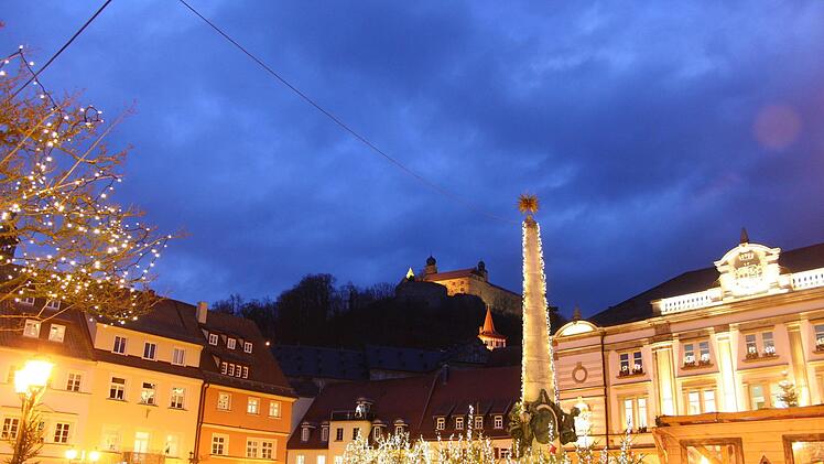 Kulmbach im weihnachtlichen Lichterglanz Foto: Jürgen Gärtner