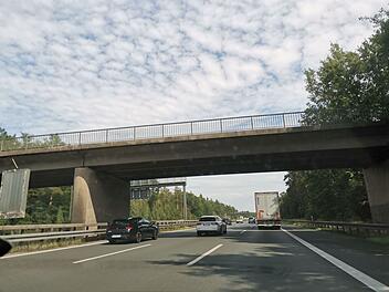 Autobahnbrücke