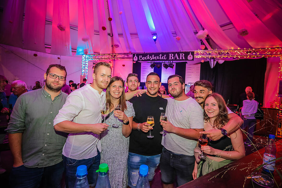 Impressionen vom größten Weinfest in Franken!