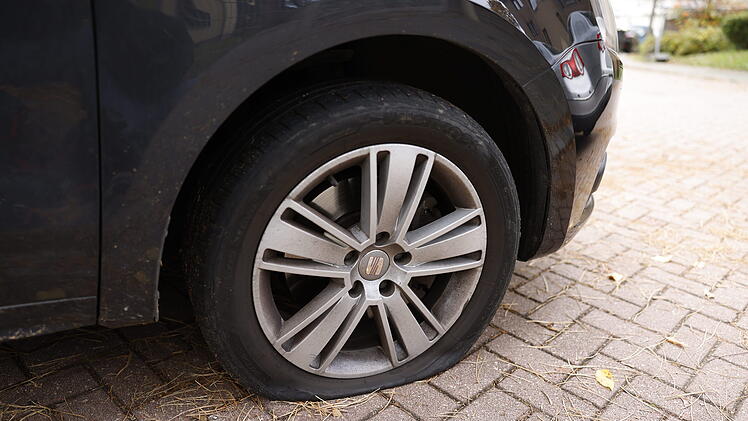 Autoreifen im Kreis Fürth zerstochen