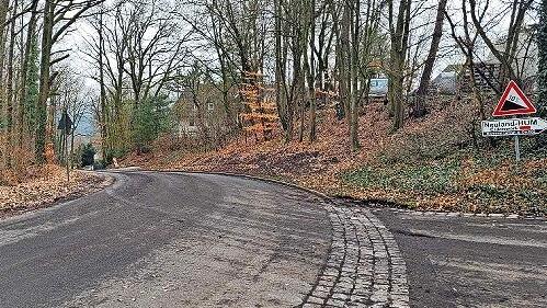 Bei der Entw&auml;sserungsproblematik an der Steigerwaldstra&szlig;e wird das Erdenwerk in eine L&ouml;sung miteinbezogen.