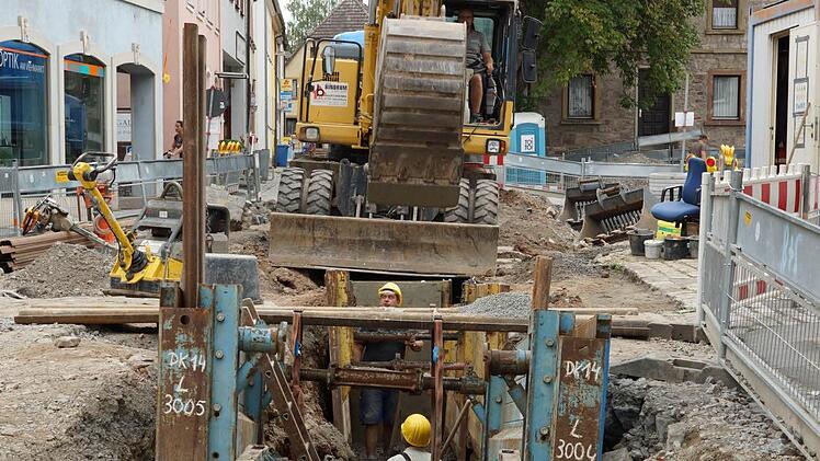 Die Josef-Schultheis-Straße bekommt einen neuen Kanal.Foto: Arkadius Guzy