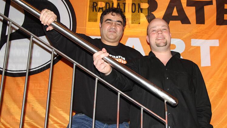 Benjamin Stöcker (rechts) und Christian Doser belegen die beiden vorderen Plätze auf der Landtagsliste der Piraten. Foto: Gerda Völk