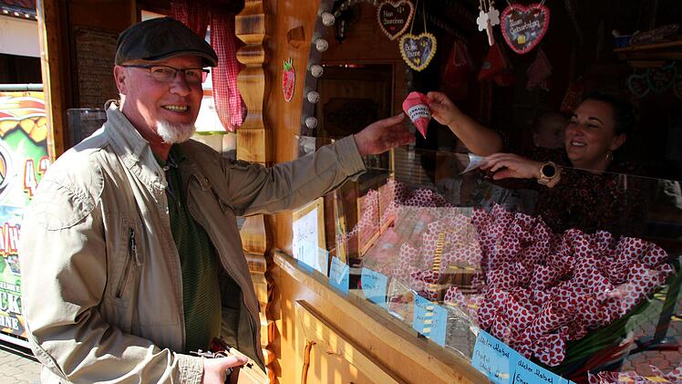 "Eine tolle Idee. Die Kreativität von einigen ist bemerkenswert. Als Einheimischer muss man da einfach solidarisch sein und das unterstützen", meint der Forchheimer Norbert Schmitz. Foto: Ronald Heck