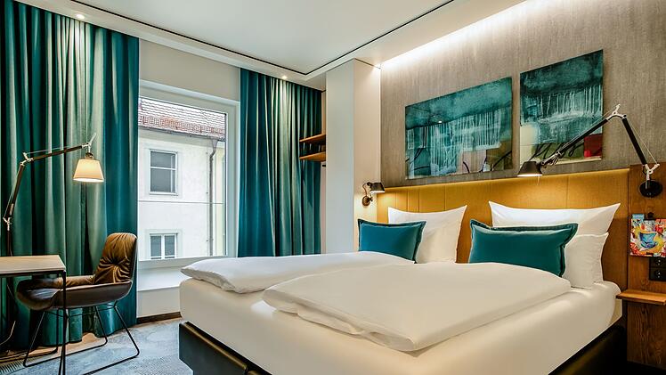 Erstes "Motel One" in Würzburg eröffnet: Einrichtung "passend zur Lage" - Bilderstrecke