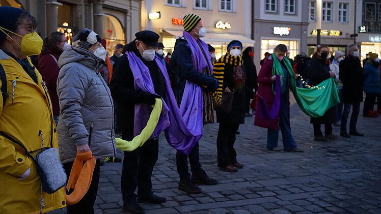 Menschenkette in Bamberger Innenstadt