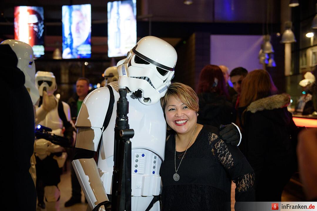 Star Wars Fans feiern Filmstart in Nürnberg