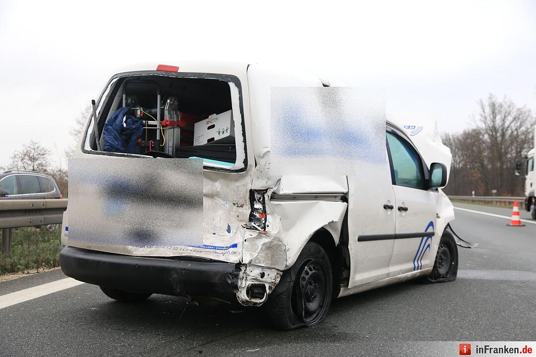 Unfall auf A3 bei Erlangen-West