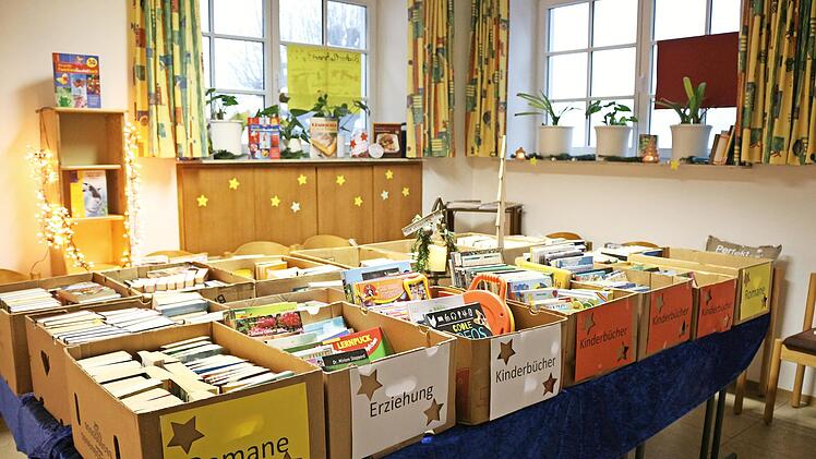 Ein Bücherflohmarkt gehörte ebenfalls zum Programm.