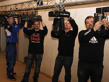 Sie sind zuständig für die passende Beleuchtung (v.l.): Thomas Müller, Thomas Weidinger, Andreas Birkmann und Michael John Fotos: Galster