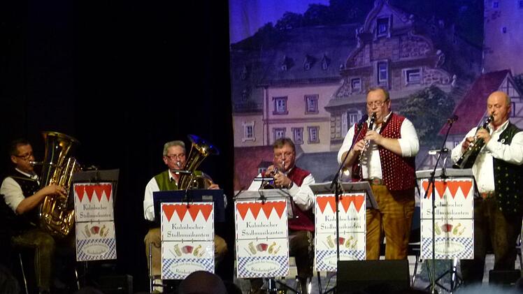 Die Kulmbocher Stollmusikanten sorgten für vier Stunden gute Laune in der Stadthalle. Foto: Werner Oetter