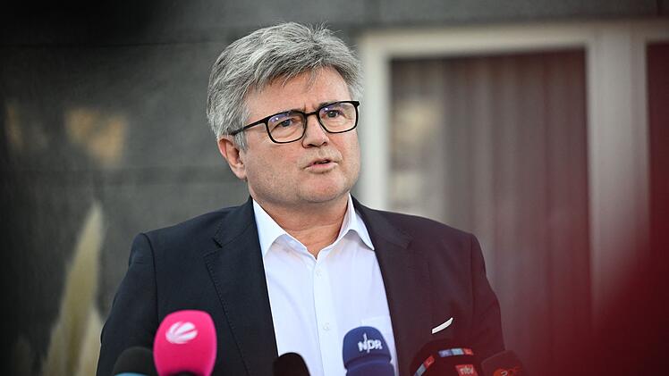 &Uuml;berpr&uuml;fungsgespr&auml;ch zwischen VW und IG Metall