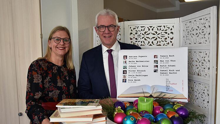 Silke Brochloß-Gerner, Leiterin Kultur und Tourismus der Stadt Haßfurt, und Bürgermeister Günther Werner stellten das Programm des dritten Literaturfestivals Haßfurt vor. Ulrike Langer