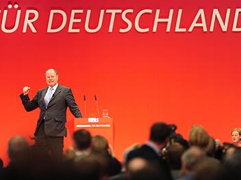 Zwei der 543 Stimmen, mit denen die Sozialdemokraten Peer Steinbrück zum Kanzlerkandidaten kürten, stammen aus dem Landkreis Bamberg.Foto: Ole Spata, dpa