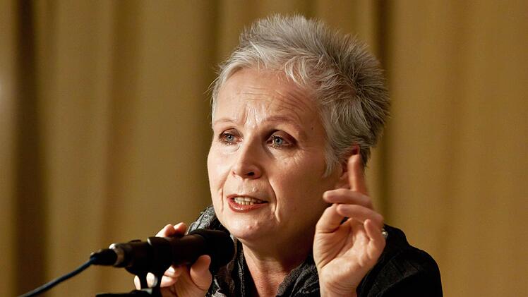 Marta Kijowska bei ihrer Lesung im Casimirianum.Foto: Jochen Berger