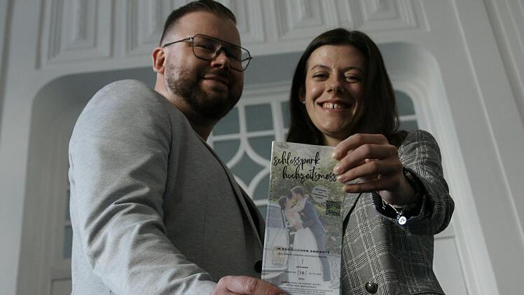 Hochzeitsplanerin Marie Samer und Dorint-Verkaufsleiter Matthias Grief freuen sich auf die Hochzeitsmesse am 16. Oktober. Foto: Steffen Standke