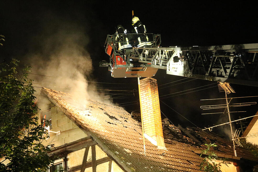Großeinsatz in Autenhausen: 12 Feuerwehrmänner verletzt