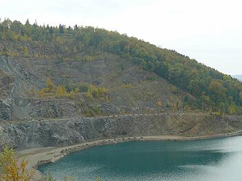 Kupferberg hat eine blaue Lagune. Foto: Klaus-Peter Wulf
