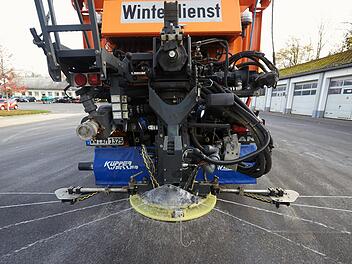Etlichen Gemeinden geht so langsam das Streusalz für den Winterdienst aus.