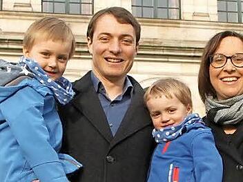 Auch Rückkehrer wie Paul (von links), David, Anton und Stefanie Fronczek tragen dazu bei, dass die Bevölkerung wächst.  Foto: Archiv/Ulrike Müller