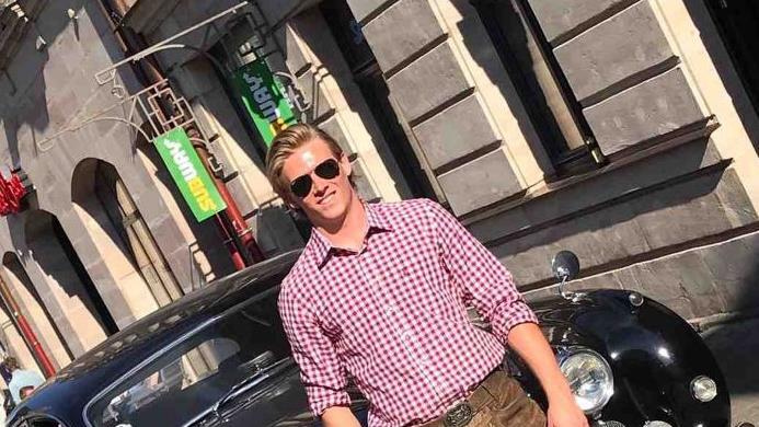 1,87 Meter groß, 85 Kilo schwer, austrainiert: Mit seinen 19 Jahren bringt Moritz Wirth aus Egloffstein schon die körperlichen Voraussetzungen mit, die ein Eishockey-Profi braucht.  privat