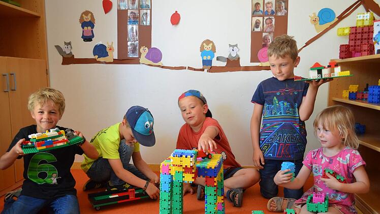 Die Lego- und die Klicksteine wollten die Kinder als erstes zurück haben.    Foto: Larissa Händel