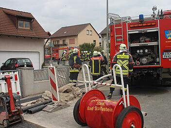 Rund 50 Feuerwehrleute waren im Einsatz.  Foto: Andreas Schmitt