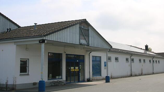 Die Gewerbeimmobilien, in der bis 2018 Edeka war, hat neue Mieter. Foto: Alexander Hartmann