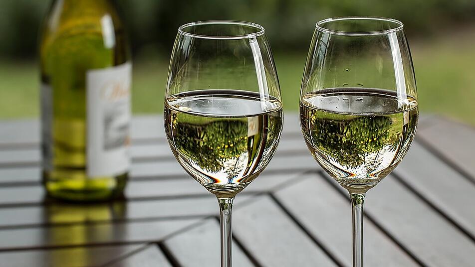 Zu Fischgerichten eignet sich am besten Wei&szlig;wein.
