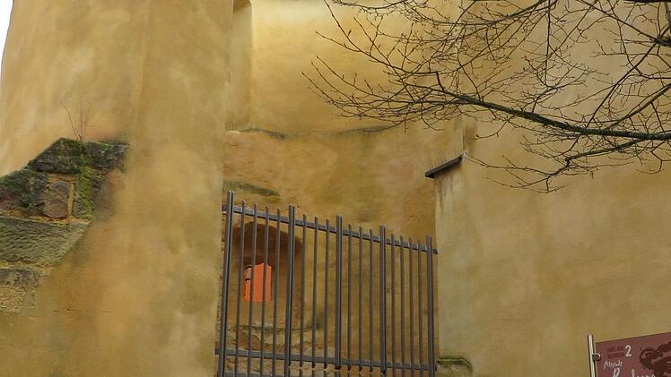 Eingang zum B&uuml;rgerloch in der Spitalgasse. Foto: Erich Olbrich