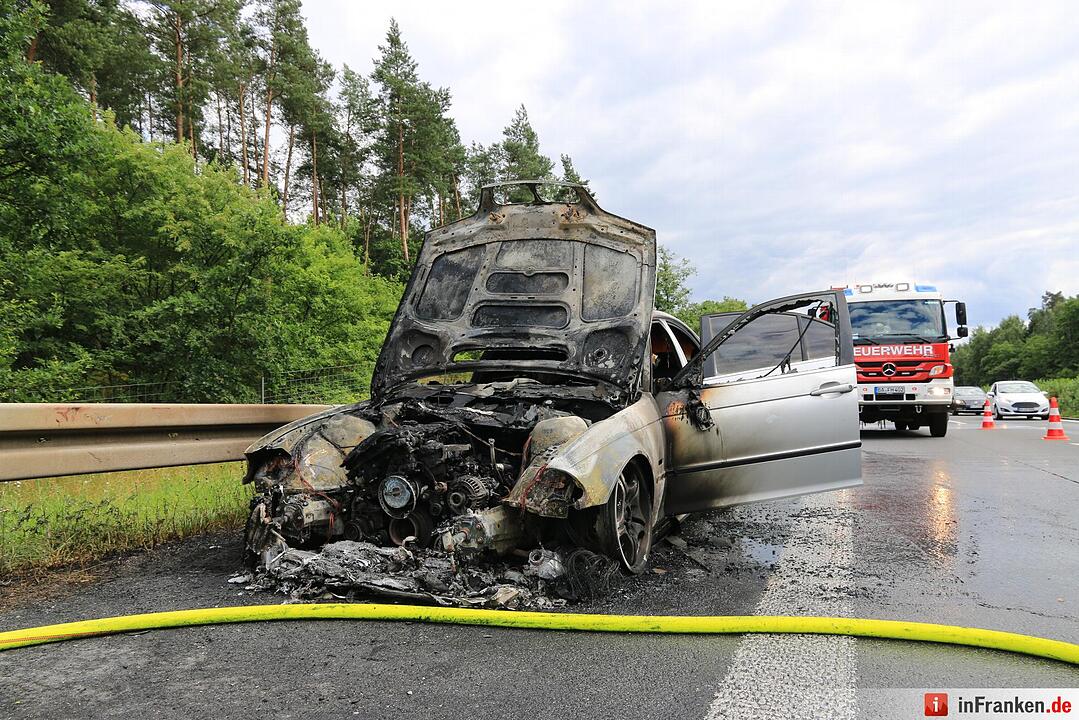 brennendes auto a73 (2)
