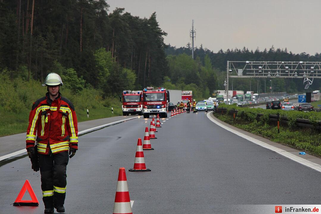 Zwei Unfälle mit sechs beteiligten Autos auf der A3
