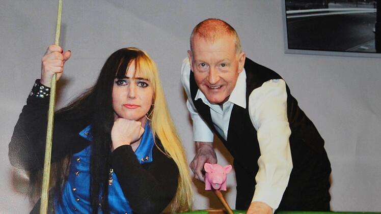Auch eine Begegnung mit dem mehrfachen Snooker-Weltmeister Steve Davis fand schon statt.