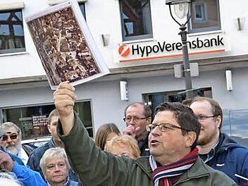 Erich Olbrich verstand es erneut, seine Zuh&ouml;rer mit Geschichten und Anekdoten zu begeistern. Foto: Uschi Prawitz