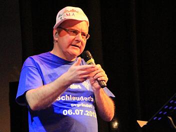 Dekan Kilian Kemmer sprang am Rosenmontag in die Bütt.  Foto: Andreas Dorsch