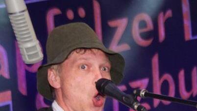 Mit seiner herzlichen Art und fr&ouml;hlichen Spr&uuml;chen kam auch Alois von den "Stoapf&auml;lzer Spitzbuam" beim Publikum gut an.Mario Deller