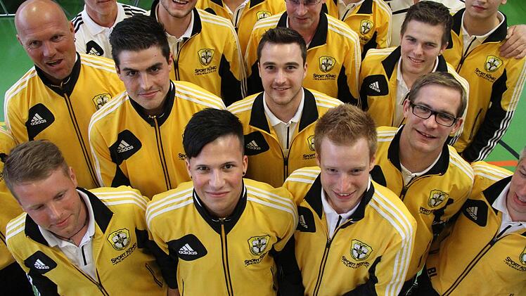 Das Flaggschiff ihres Ortes: Die erste Mannschaft des FC Thulba, die Meister wurde. Foto: Gerd Schaar