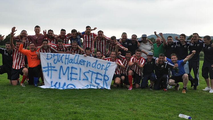 Ciao, Kreisklasse: Die DJK Hallerndorf verabschiedet sich in Richtung Kreisoberhaus.