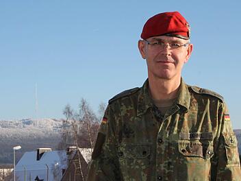 Am 18. Januar 2017 übernahm Oberstleutnant Roman Jähnel den Bereich Truppenübungsplatzkommandantur Süd in der Rhön-Kaserne in Wildflecken. Foto: Ulrike Müller